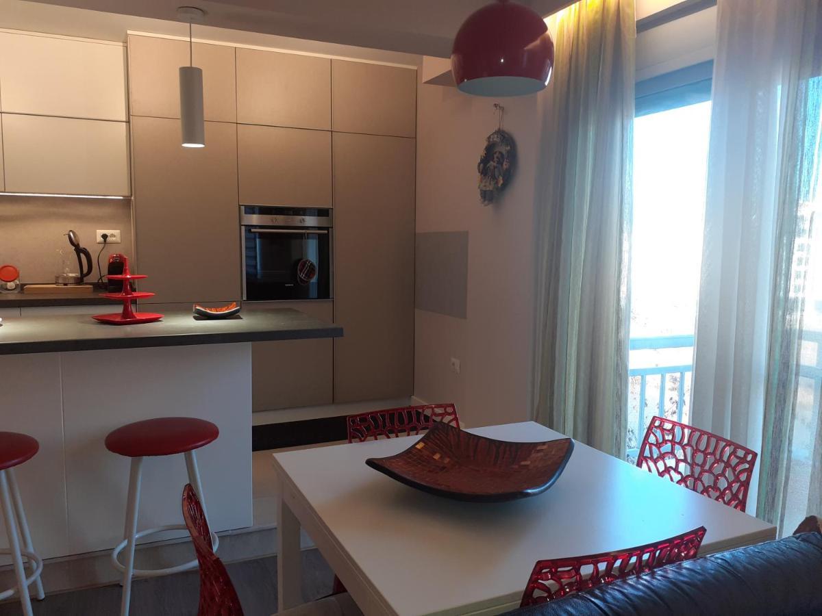 Lake View Apartment Tiranë Eksteriør bilde